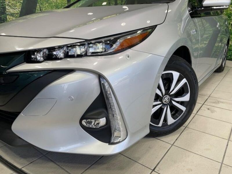 PRIUS PHV