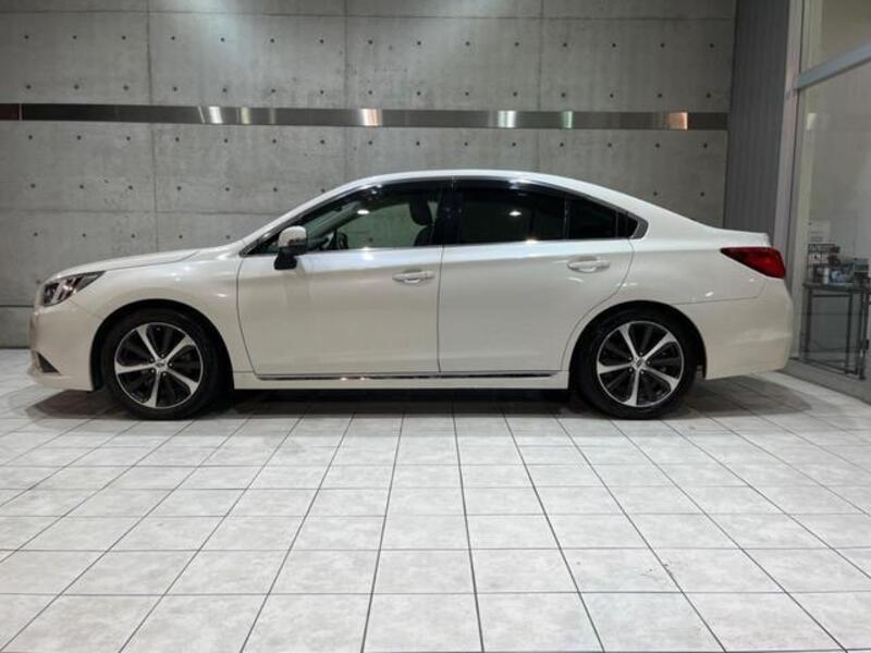 LEGACY B4