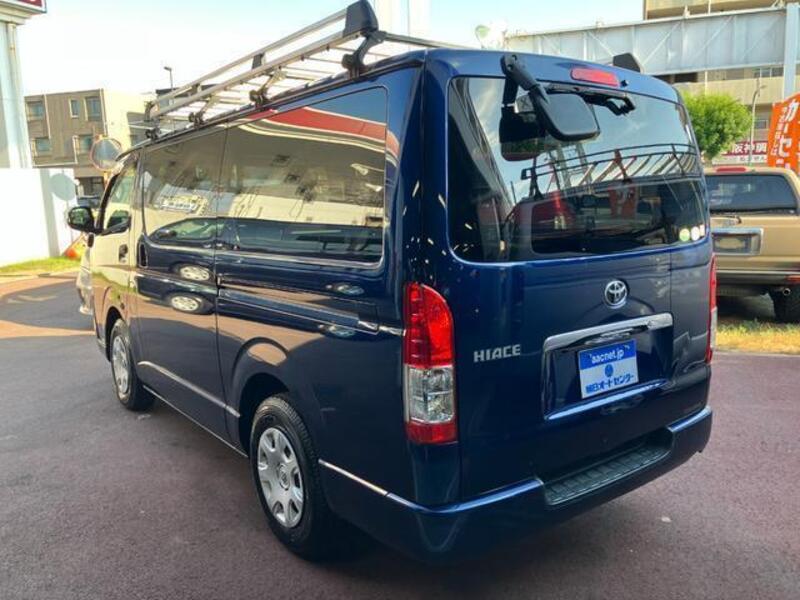 HIACE VAN
