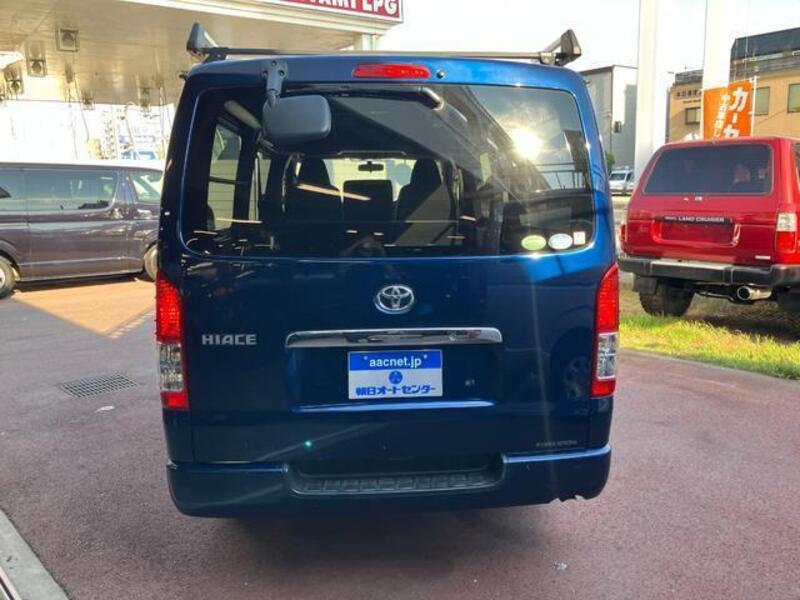 HIACE VAN