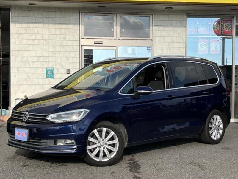 VOLKSWAGEN GOLF TOURAN