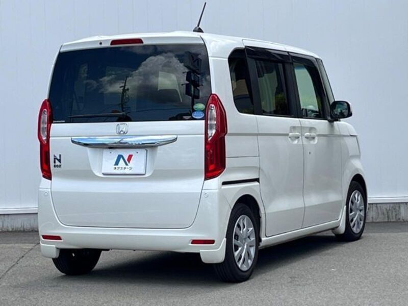 N BOX
