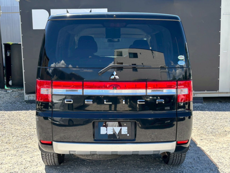 DELICA D5