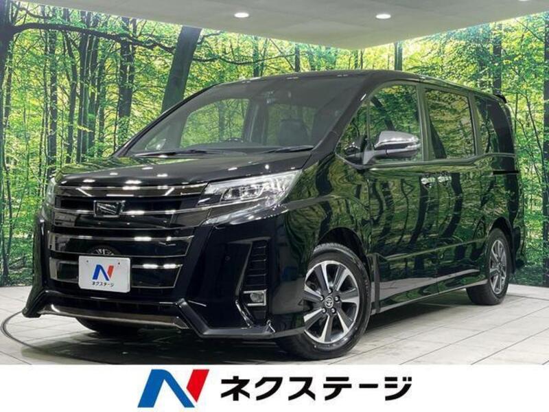TOYOTA NOAH