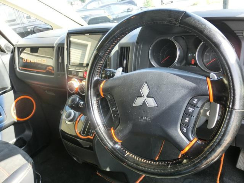 DELICA D5
