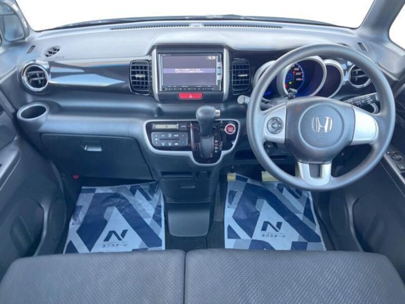 N BOX CUSTOM