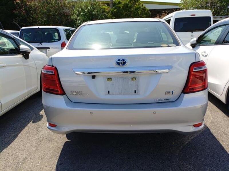 COROLLA AXIO