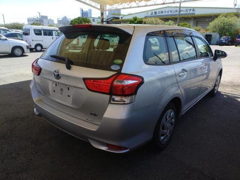 COROLLA FIELDER