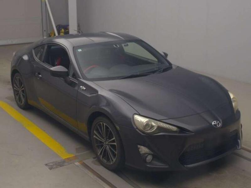 TOYOTA 86