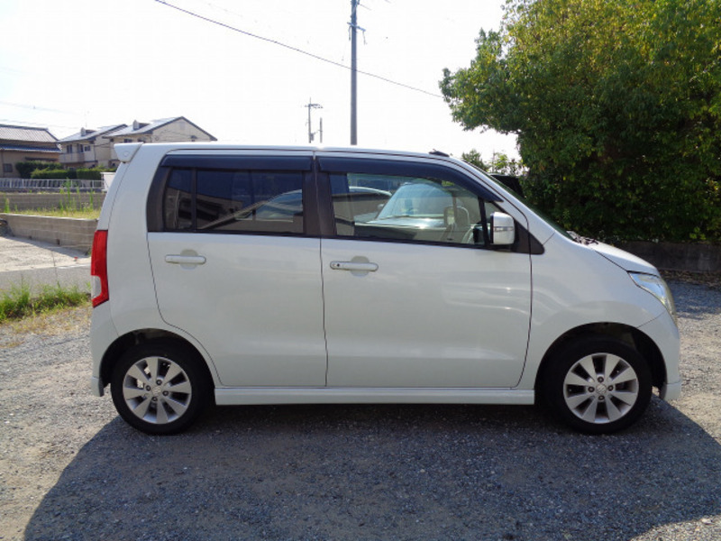WAGON R