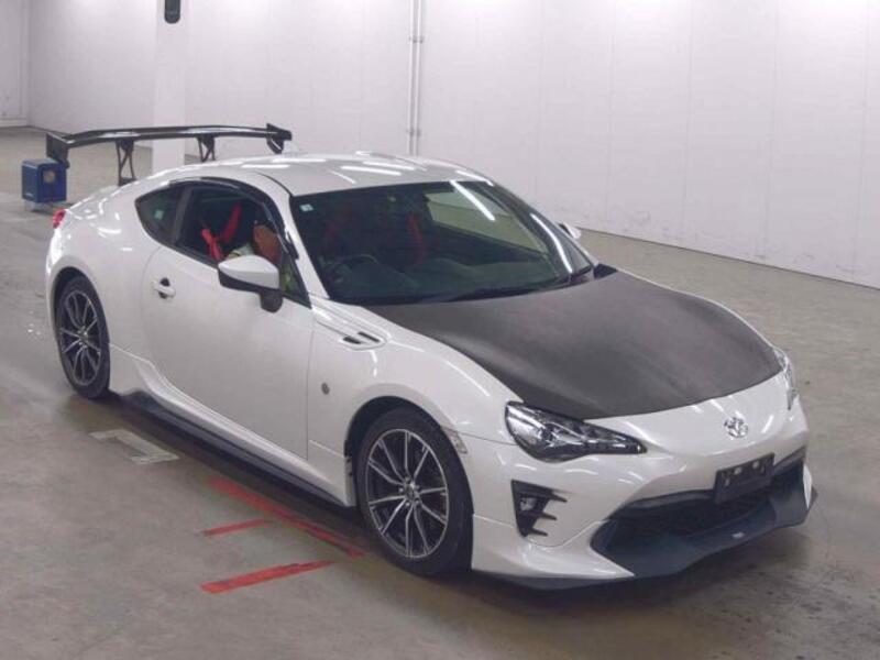 TOYOTA 86