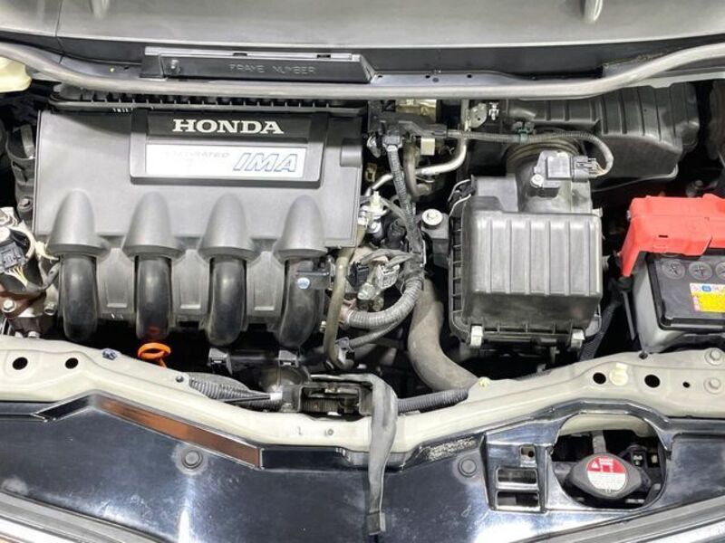 FIT HYBRID