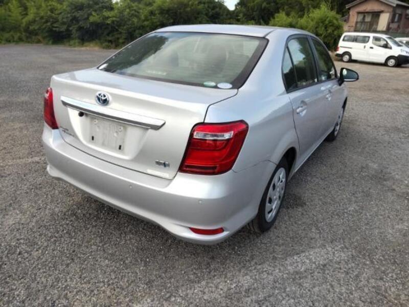 COROLLA AXIO