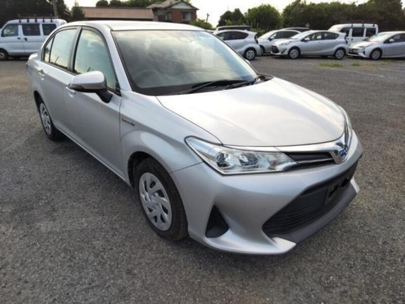 COROLLA AXIO