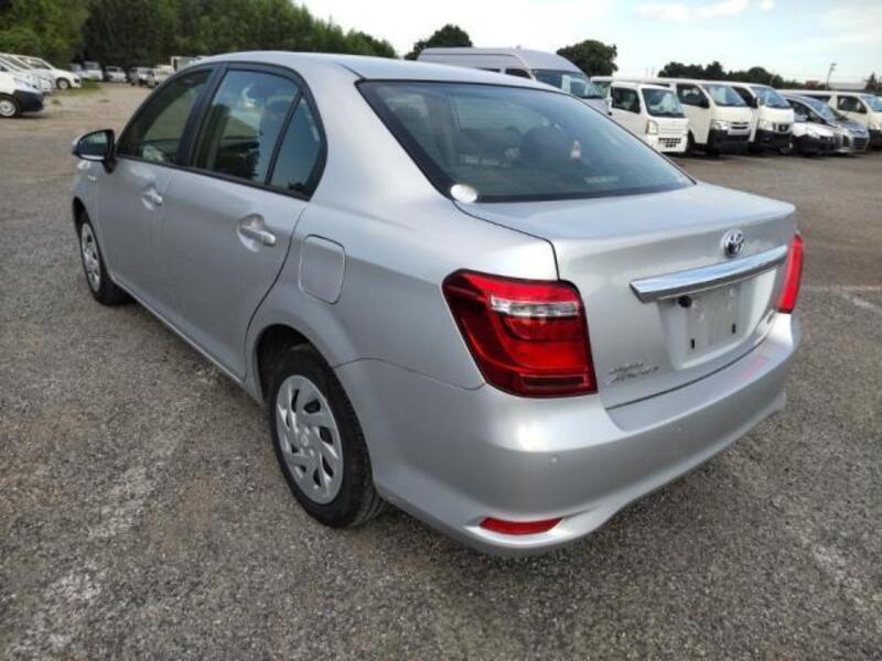 COROLLA AXIO