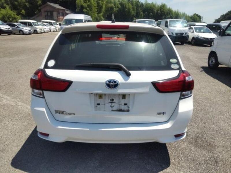 COROLLA FIELDER