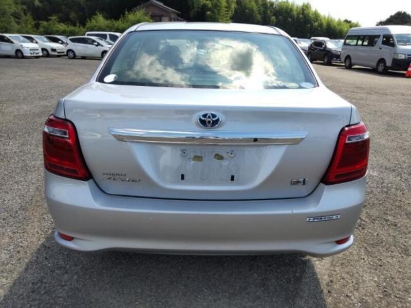 COROLLA AXIO