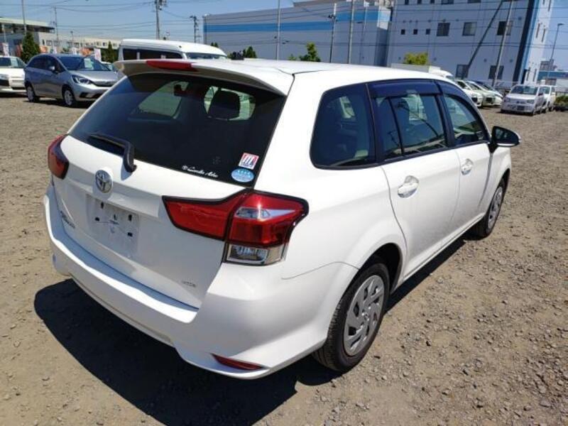 COROLLA FIELDER
