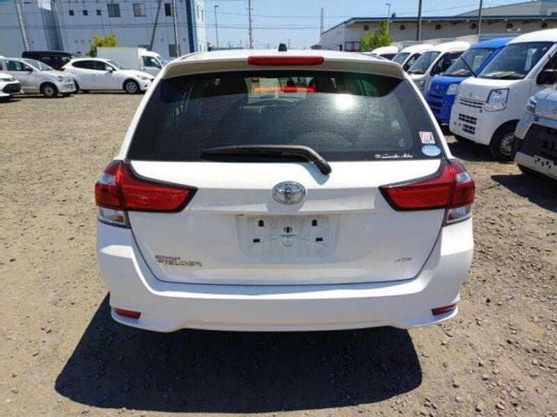 COROLLA FIELDER