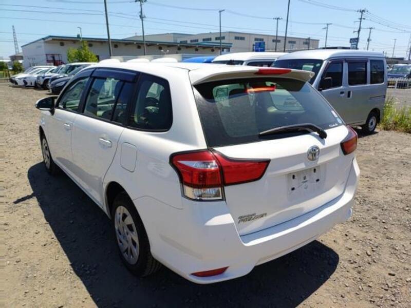 COROLLA FIELDER