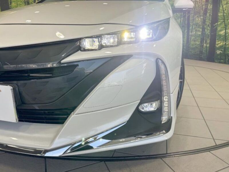 PRIUS PHV