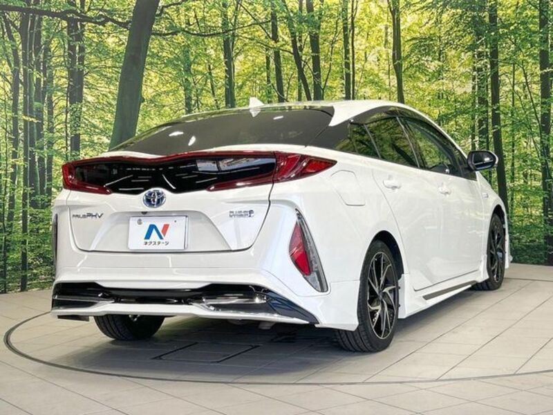 PRIUS PHV