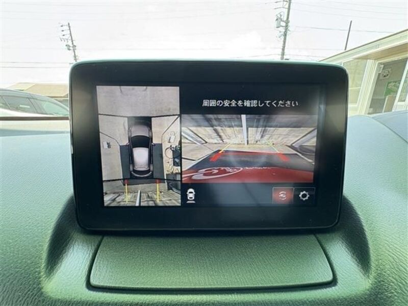 MAZDA2