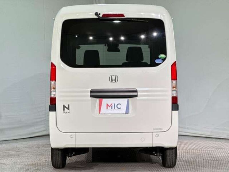 N-VAN