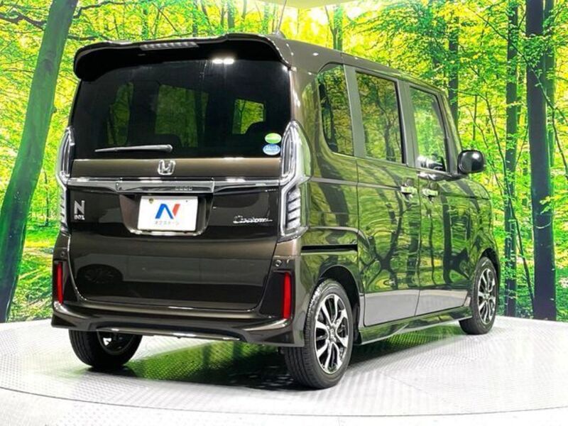 N BOX CUSTOM