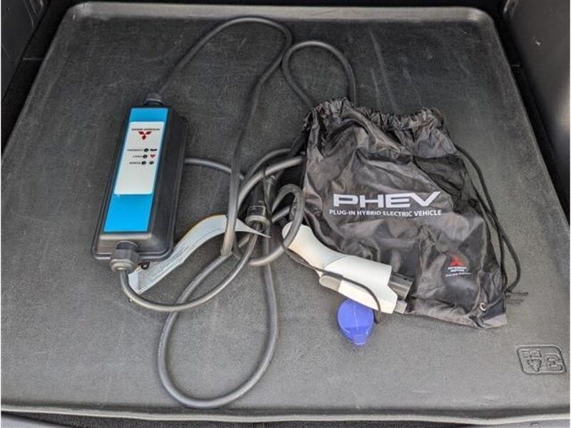 OUTLANDER PHEV