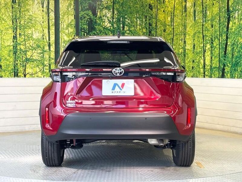 YARIS CROSS