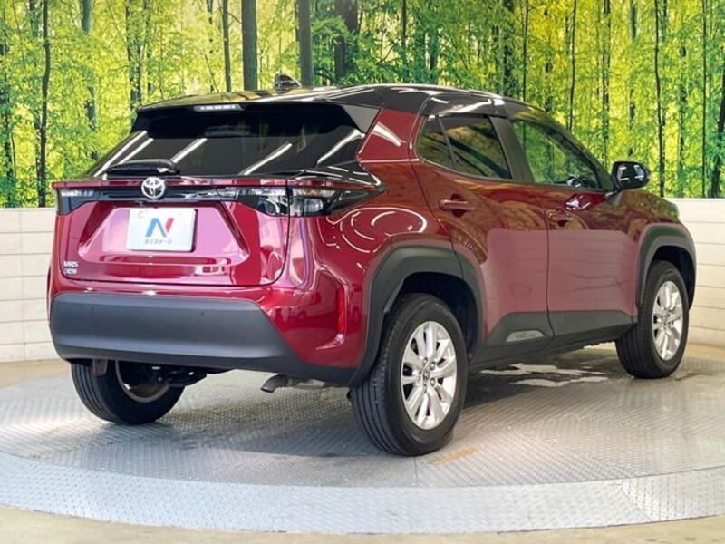 YARIS CROSS