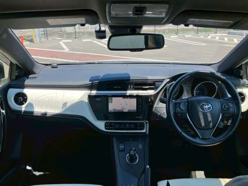 AURIS HYBRID