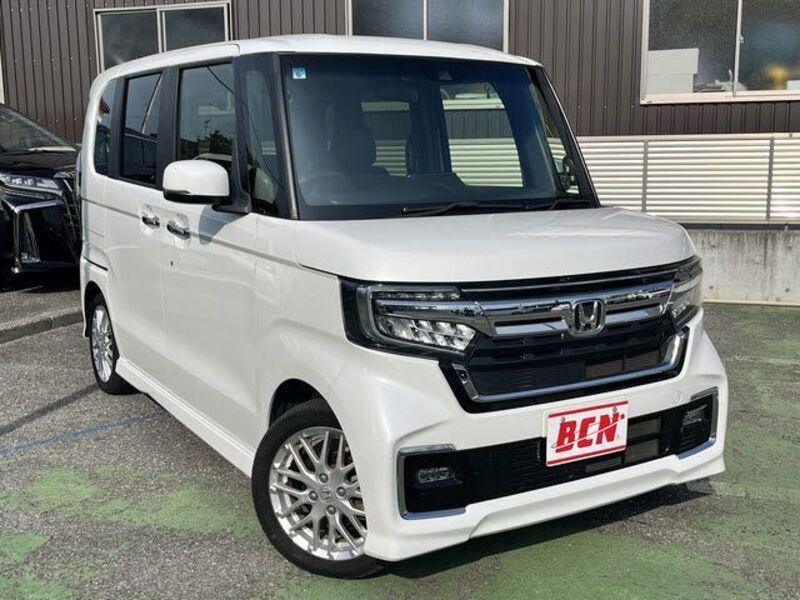 N BOX CUSTOM