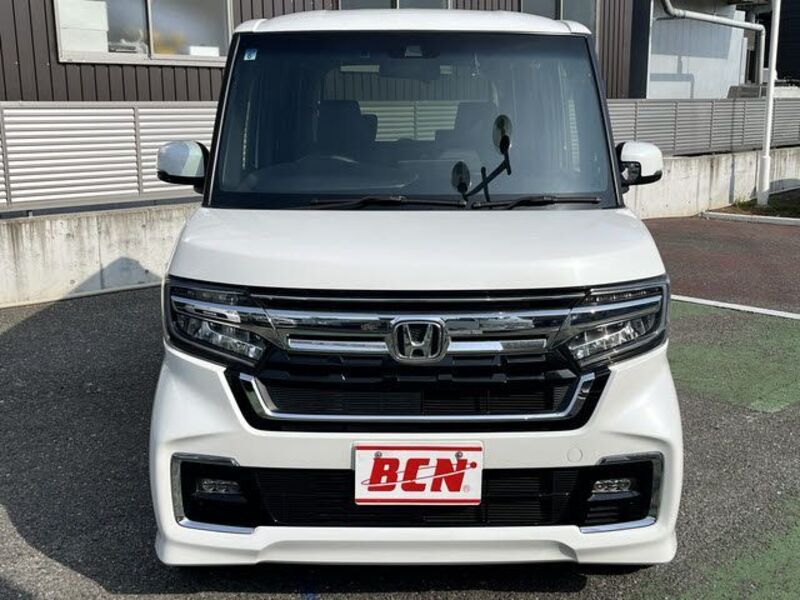 N BOX CUSTOM