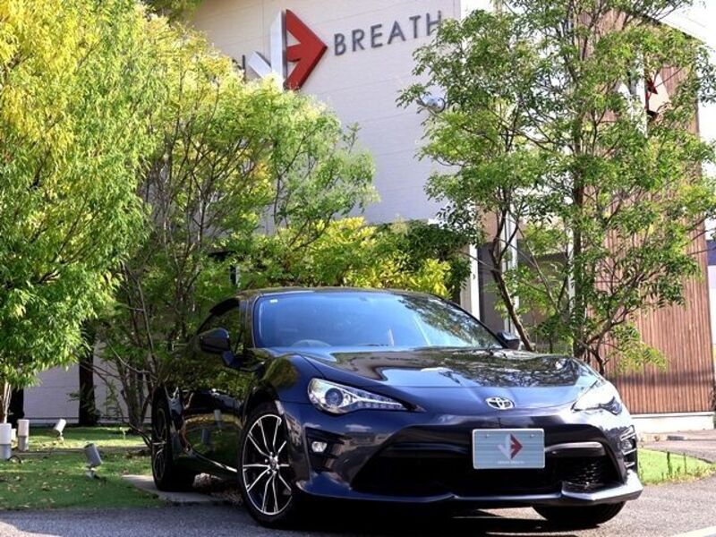 TOYOTA 86