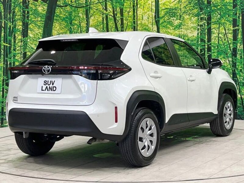 YARIS CROSS