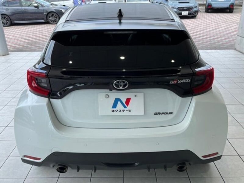 GR YARIS