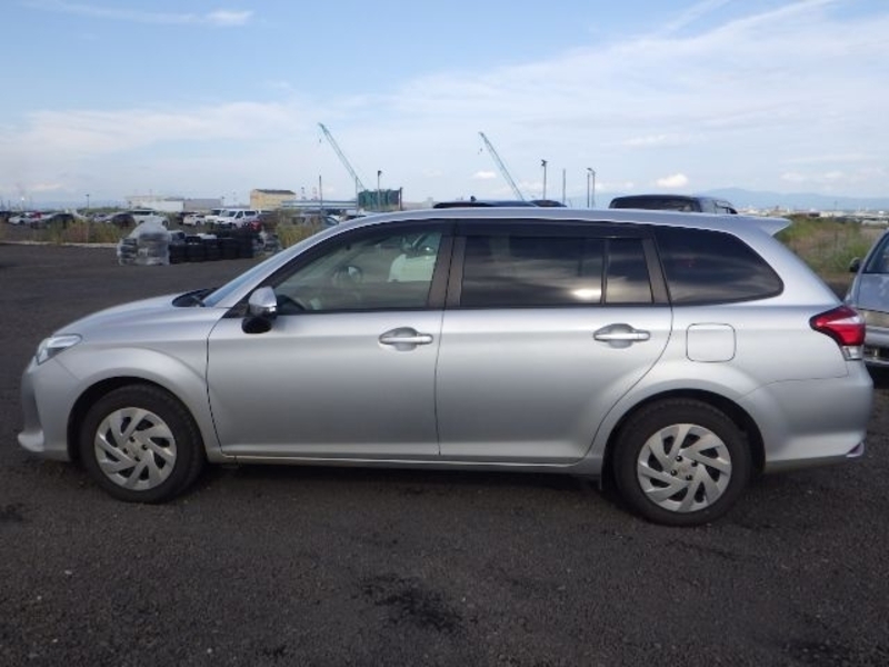 COROLLA FIELDER