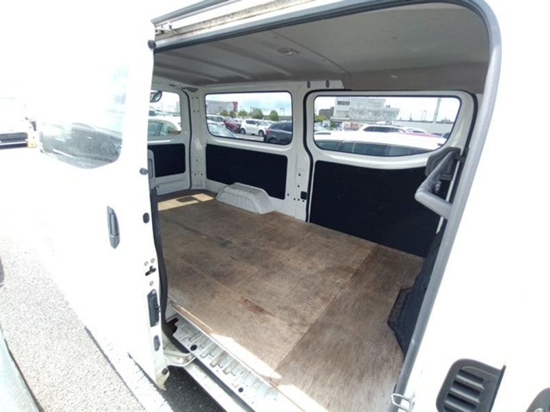 NV350 CARAVAN