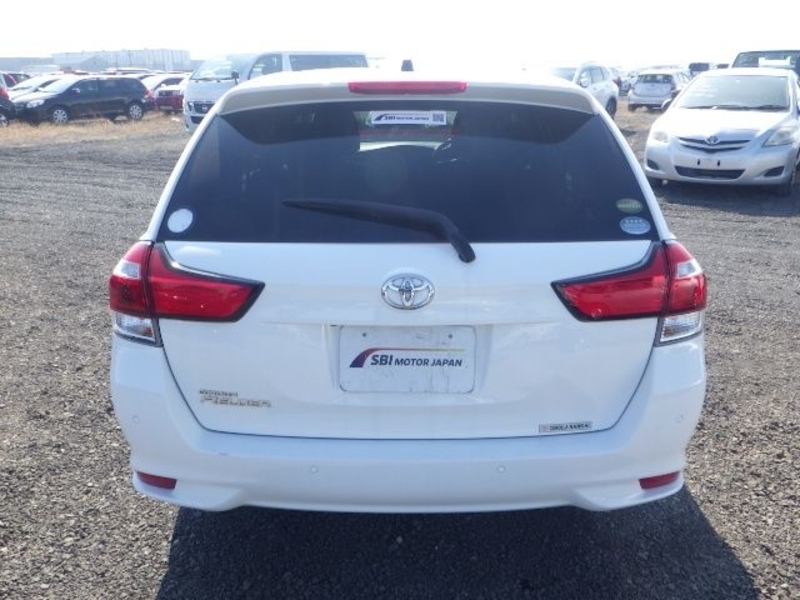 COROLLA FIELDER