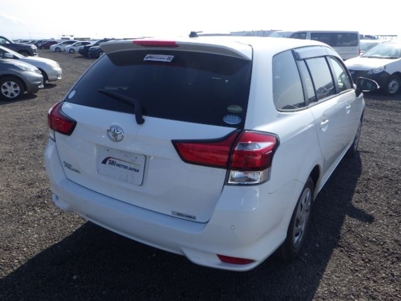 COROLLA FIELDER