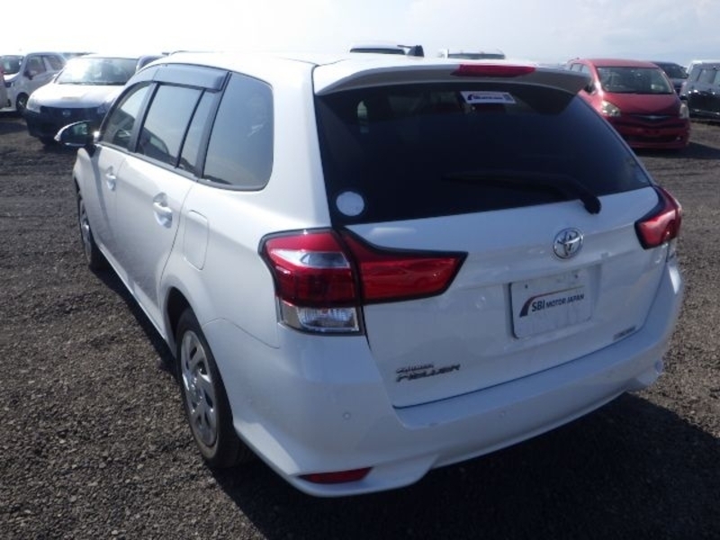 COROLLA FIELDER