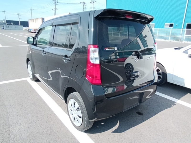 WAGON R