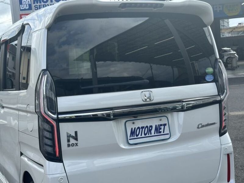 N BOX CUSTOM