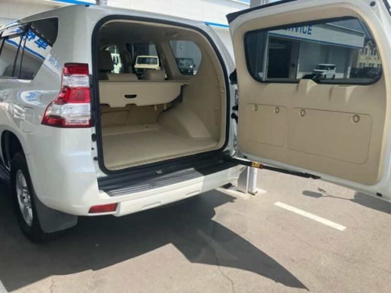 LAND CRUISER PRADO