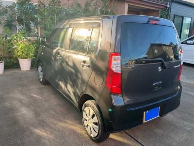 WAGON R
