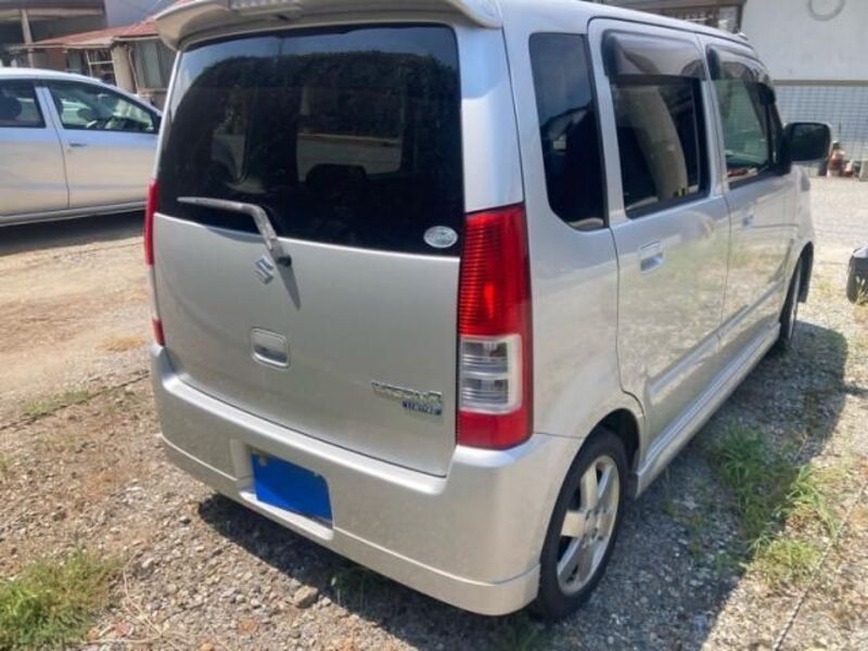 WAGON R
