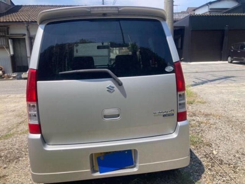 WAGON R