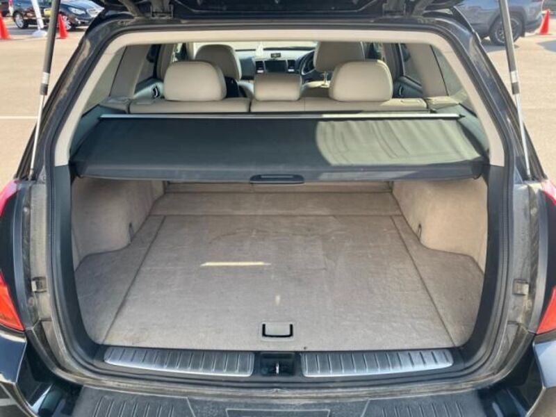 LEGACY OUTBACK